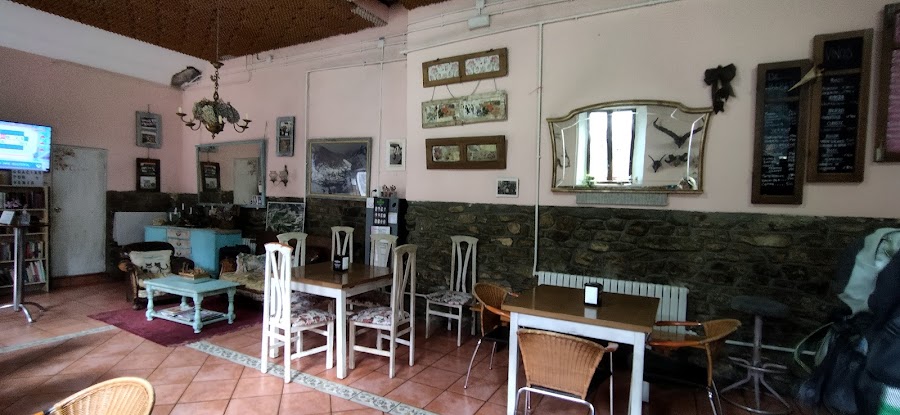 Bar Salón