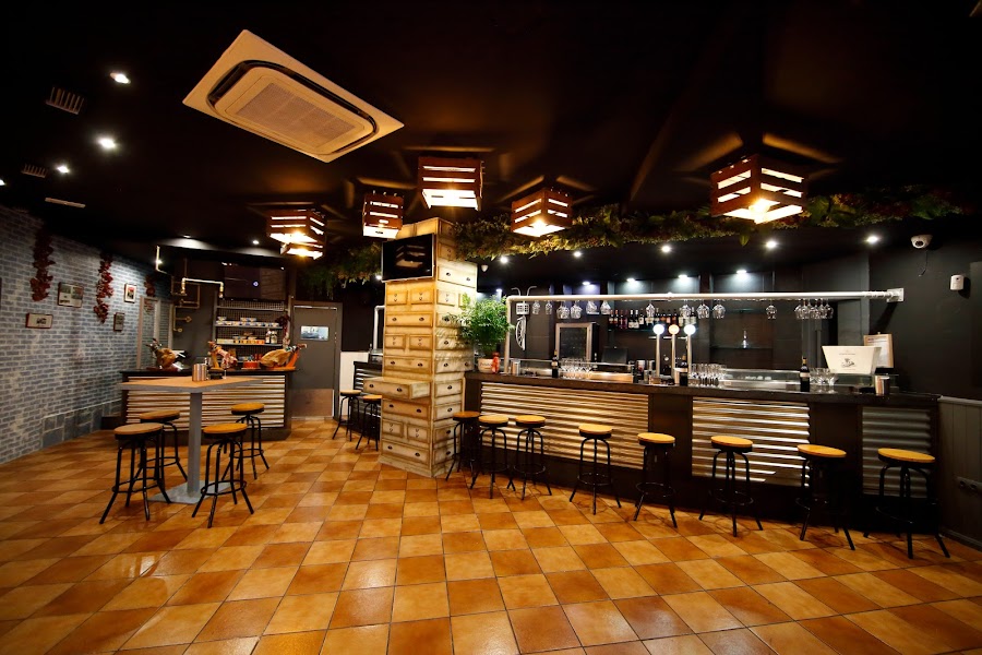 Handy - Viandas y Vinos