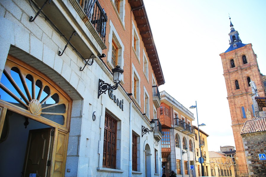 Hotel Gaudí Astorga