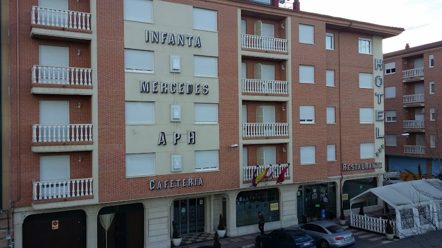 Apartahotel y Restaurante Infanta Mercedes