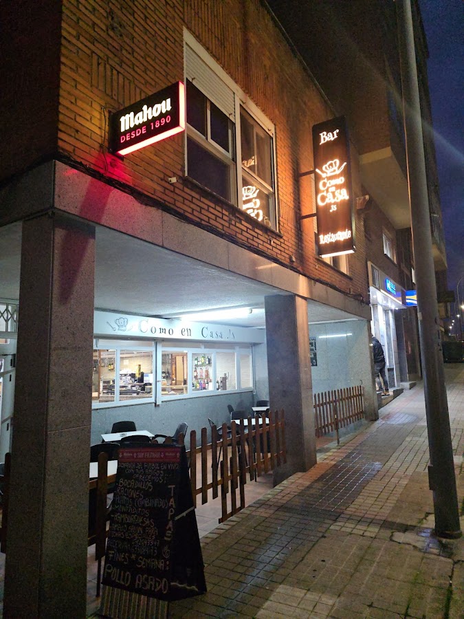 Bar-restaurante como En Casa Js