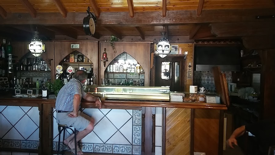 Bar Restaurante EL ALMENDRO