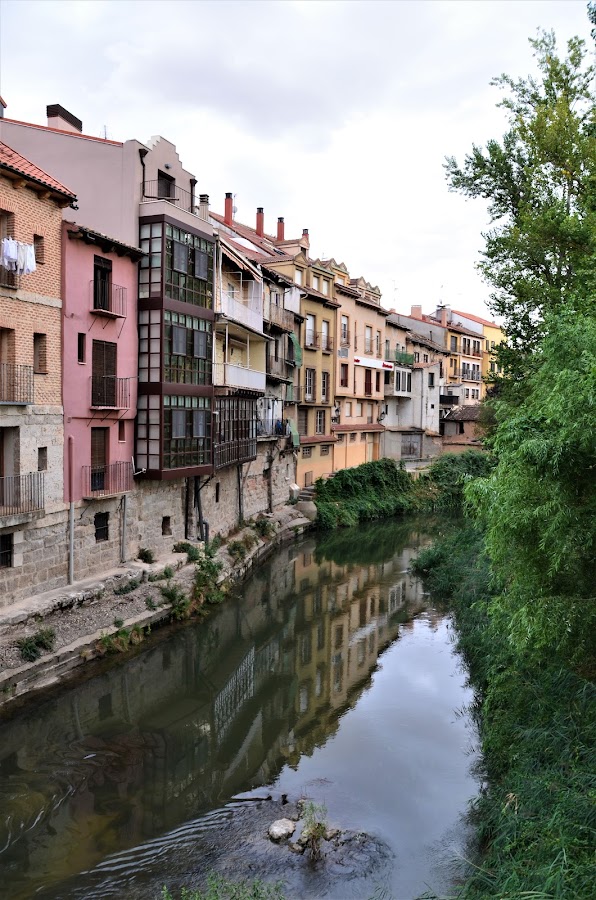 Barrio y parque de la Judería (Peñafiel)