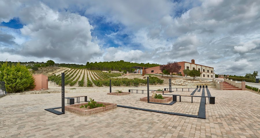 Bodegas Familiares Matarromera
