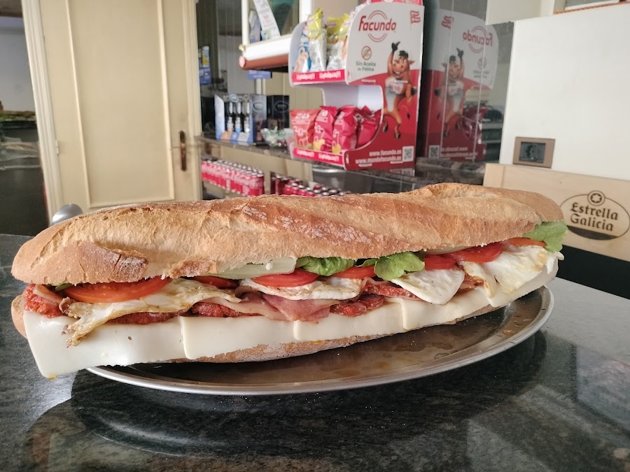 Cafetería Los Arcos