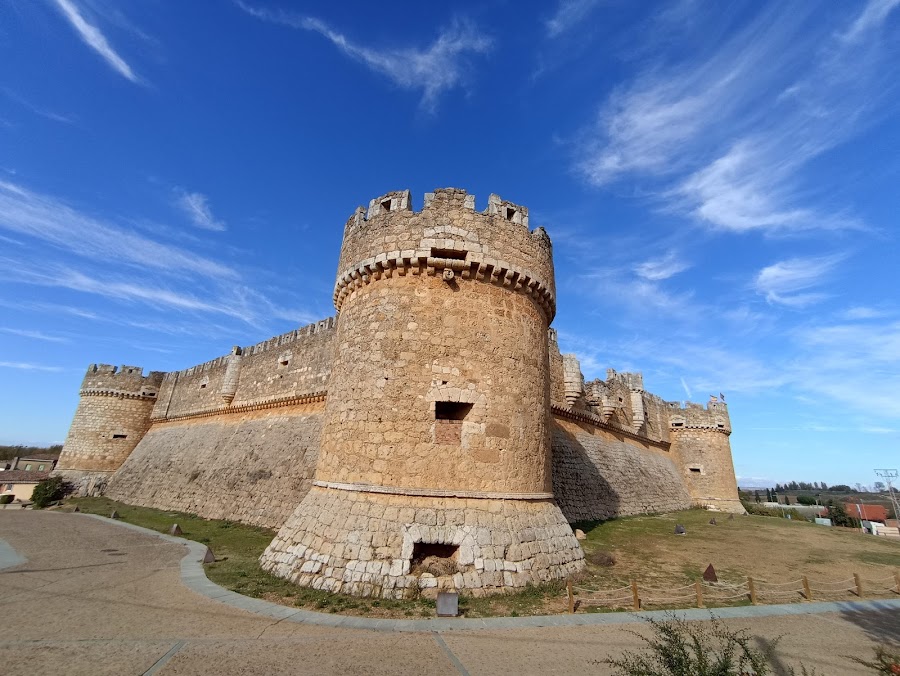 Castillo de Grajal de Campos