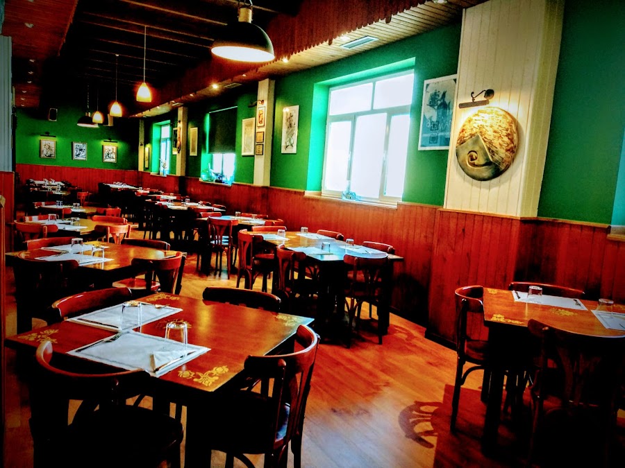 Cocodrilo Negro Cafe