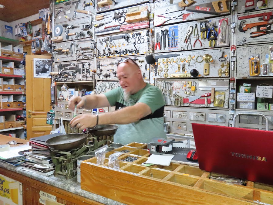 Ferretería Tomás López