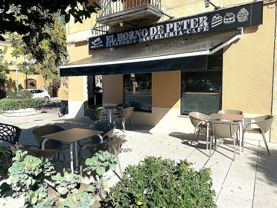 Horno de Peter Café
