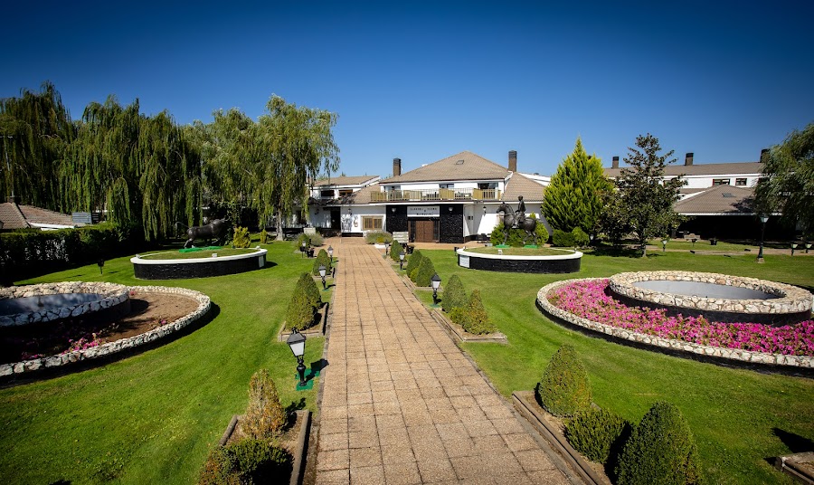 Hotel Conde Rodrigo II by eme hoteles